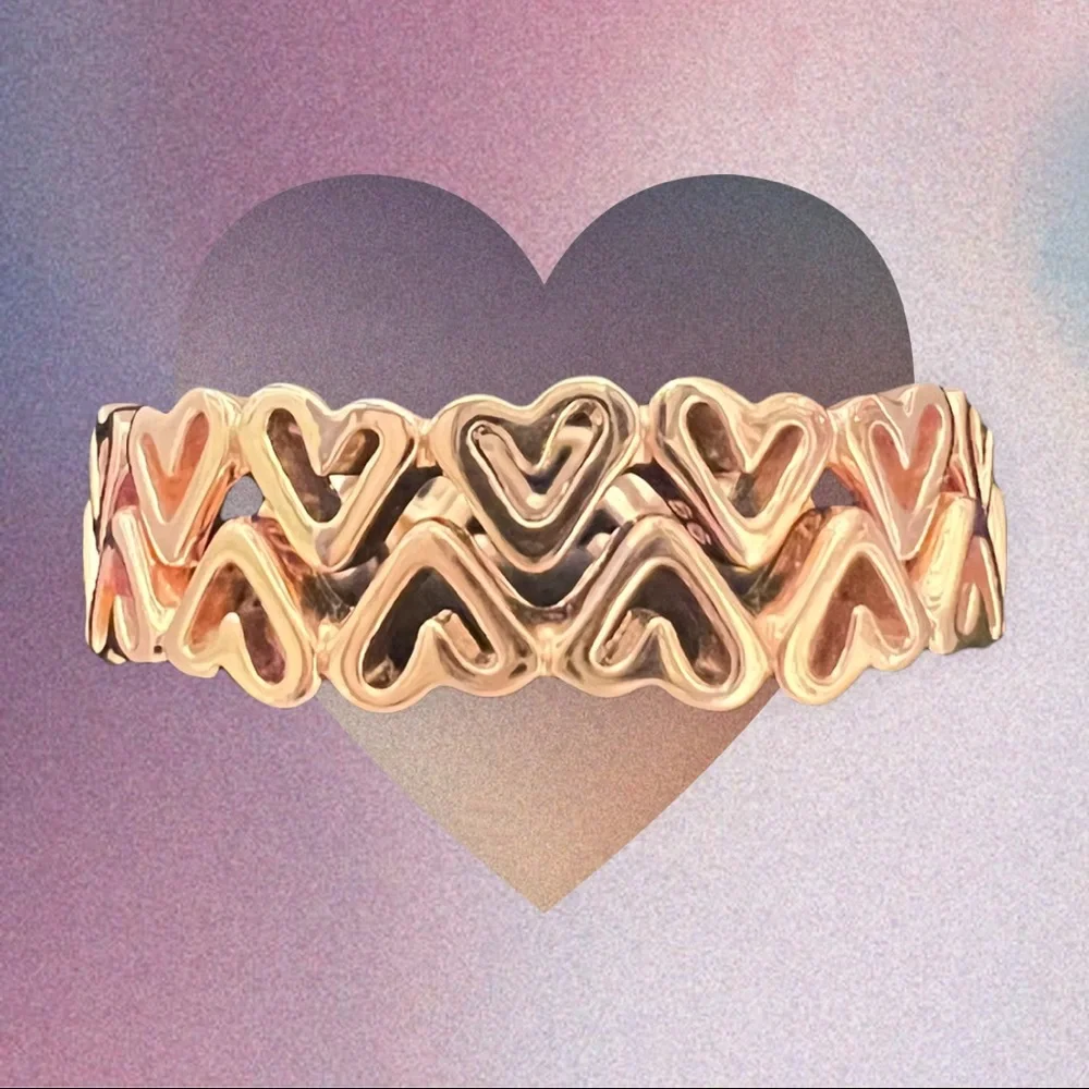 New! Pandora Freehand Hearts Ring.SZ 7.5🤍🖤 - Picture 6 of 7